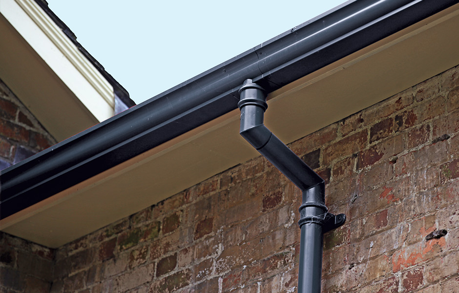 guttercrest-aluminium-moulded-ogee-gutters-02