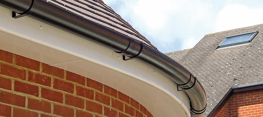 Curved beaded deep flow guttering Curved beaded deep flow guttering