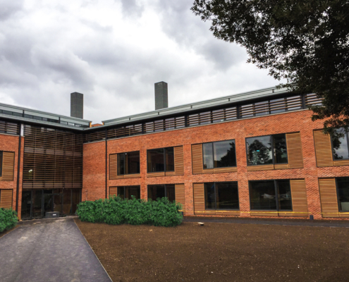 Guttercrest Aluminium Square & Rectangular Downpipes fitted to Abingdon School | Oxford guttercrest aluminium square and rectangular downpipe in grey